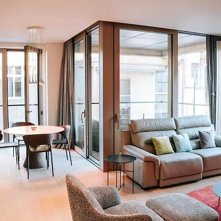 Luxe - Modern & Spacious 2br With Balcony View * Luxembourg By