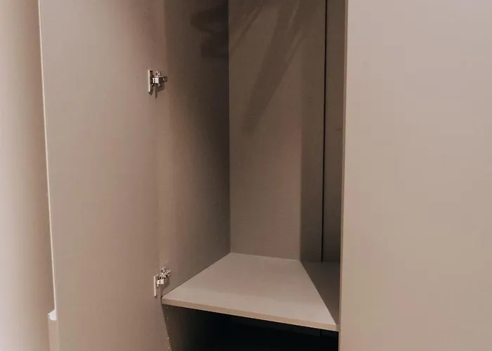 Luxe - Modern & Spacious 2br With Balcony View Appartement