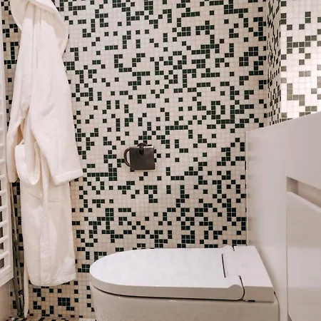 Luxe - Modern & Spacious 2br With Balcony View アパート ルクセンブルク