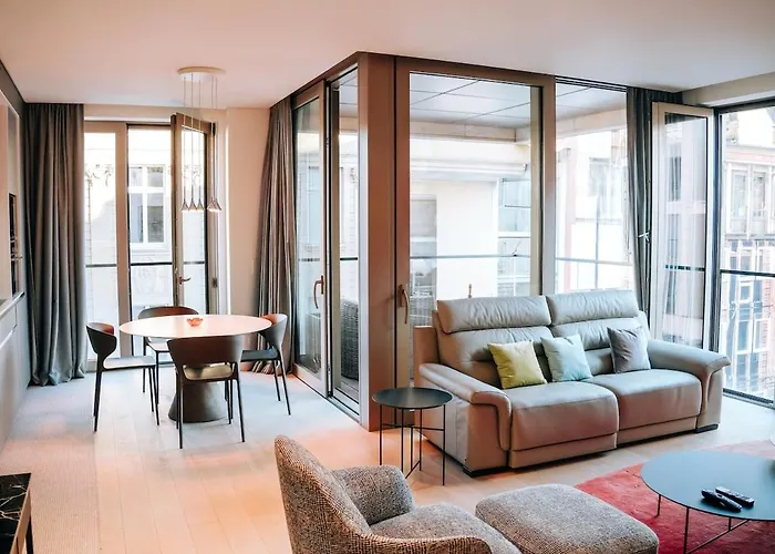 Luxe - Modern & Spacious 2br With Balcony View * Λουξεμβούργο