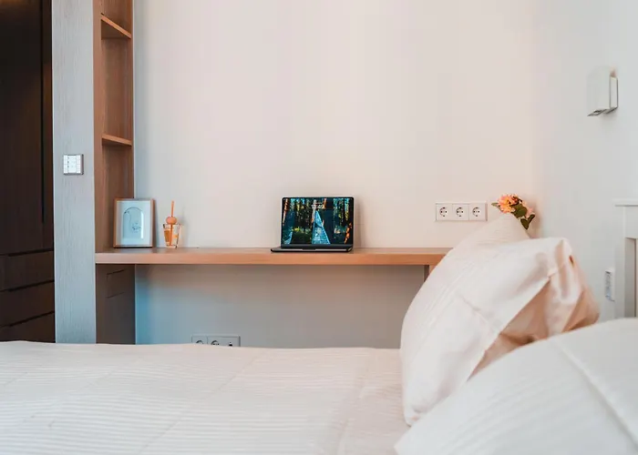 Luxe - Modern & Spacious 2br With Balcony View Apartamento Luxemburgo