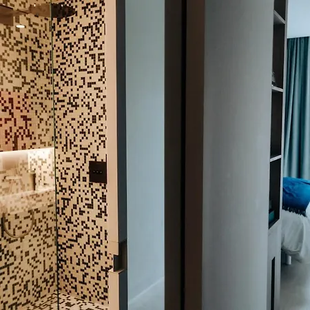 Luxe - Modern & Spacious 2br With Balcony View * 卢森堡