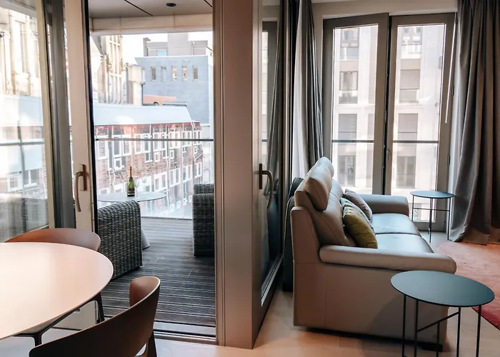 Luxe - Modern & Spacious 2br With Balcony View * Luxembourg